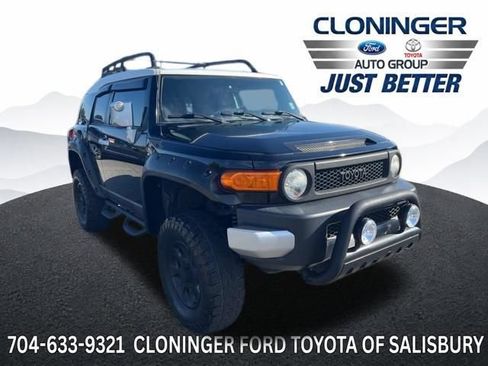 Used 2012 Toyota FJ Cruiser 4WD w/ Upgrade Pkg image 1