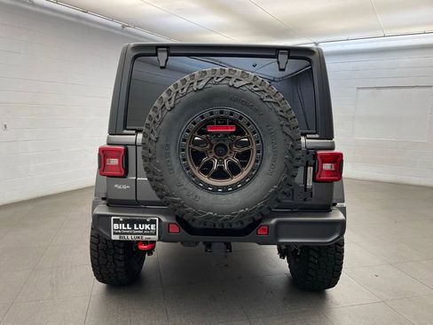 New 2026 Jeep Wrangler Unlimited Rubicon image 5