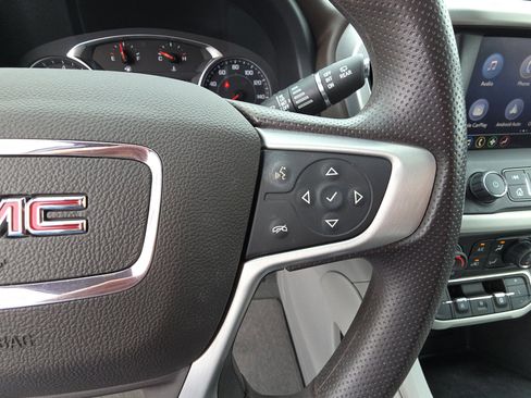 Certified 2023 GMC Acadia SLE image 19