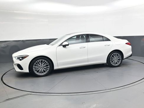 Used 2025 Mercedes-Benz CLA 250 image 8