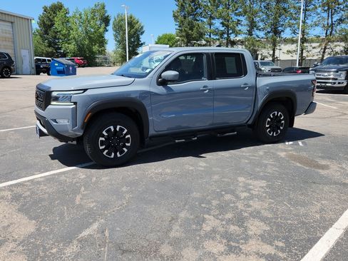 Used 2023 Nissan Frontier PRO-4X w/ Pro Convenience Package AWD/4WD image 5