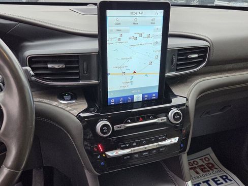 Used 2021 Ford Explorer Platinum w/ Equipment Group 601A image 21