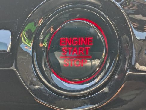 Used 2025 Honda CR-V EX-L image 16
