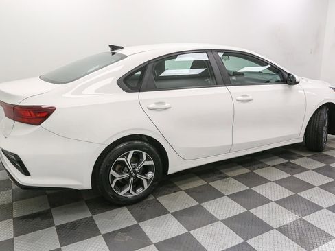 Used 2019 Kia Forte LXS image 8