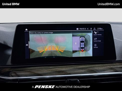 Used 2020 BMW 530i w/ Premium Package RWD image 9