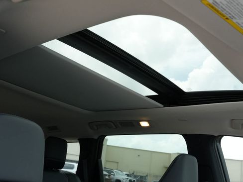 New 2027 INFINITI QX60 Luxe w/ Cargo Package FWD image 24