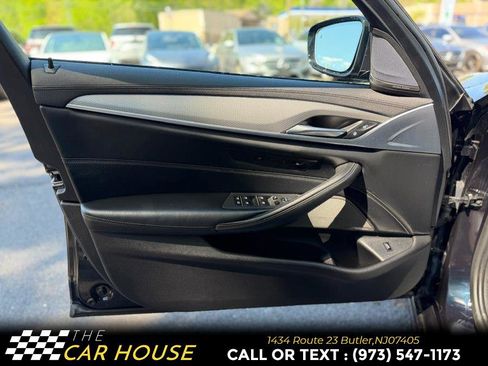 Used 2017 BMW 540i xDrive AWD/4WD image 13