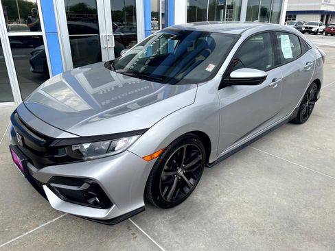 Used 2021 Honda Civic Sport image 4