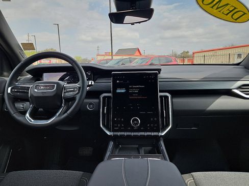 New 2026 GMC Acadia Elevation image 11