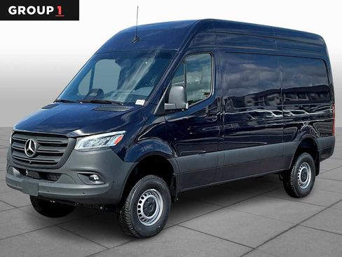 New 2025 Mercedes-Benz Sprinter 2500 image 1