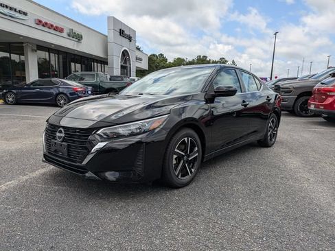 Used 2024 Nissan Sentra SV FWD image 8