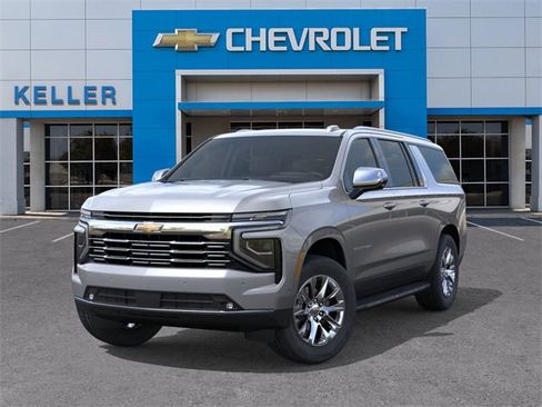 New 2026 Chevrolet Suburban Premier image 6