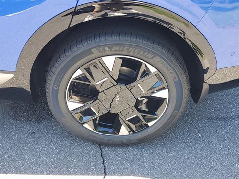 New 2026 Kia Sportage SX image 5