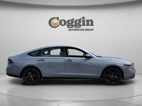 New 2025 Honda Accord SE image 6