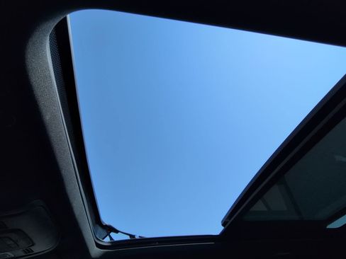 Used 2023 Chevrolet Tahoe Premier image 19