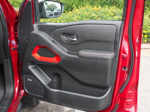 Used 2023 Nissan Frontier PRO-4X w/ Pro-4X Premium Package image 40