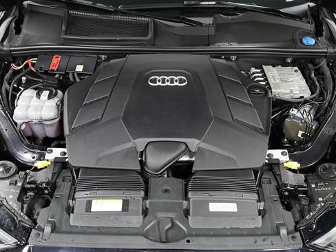 Used 2021 Audi Q7 3.0T Premium Plus w/ Executive Package AWD/4WD image 34