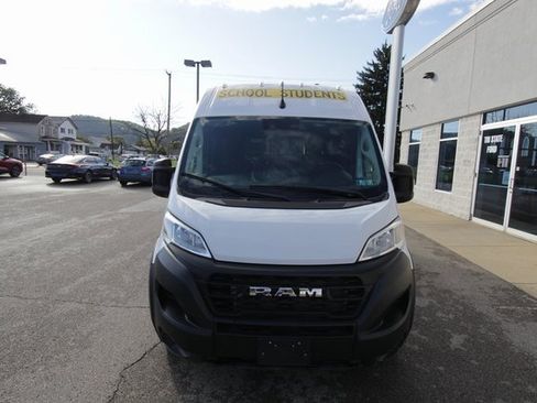 Used 2023 RAM ProMaster 2500 image 4