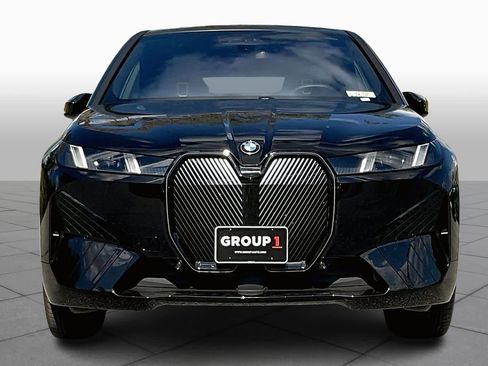 Used 2026 BMW iX xDrive45 image 3