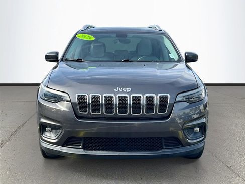 Certified 2020 Jeep Cherokee Latitude Plus w/ Comfort/Convenience Group image 2