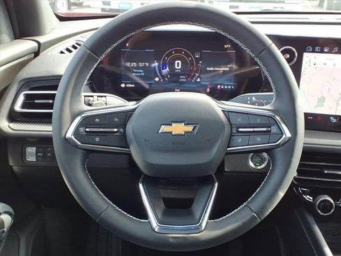 New 2026 Chevrolet Traverse LT w/ Sun and Wheel Package image 16