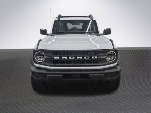 New 2025 Ford Bronco 2-Door w/ Sasquatch Package image 3