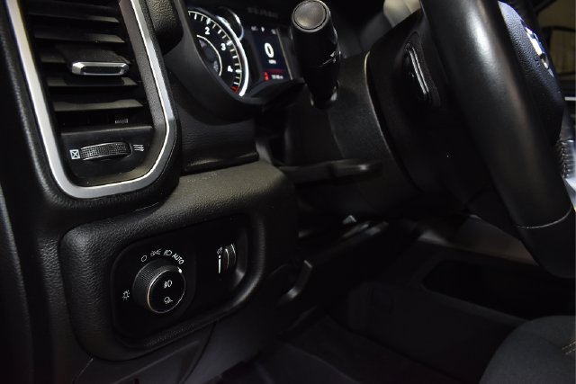 Used 2023 RAM 1500 Big Horn AWD/4WD image 18