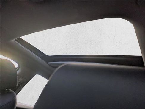 Certified 2024 Honda HR-V EX-L image 15