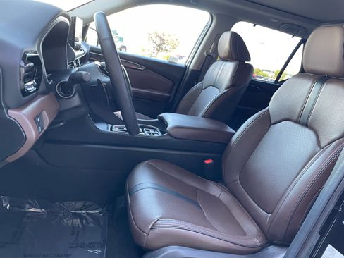 Used 2025 Honda Pilot Elite image 7