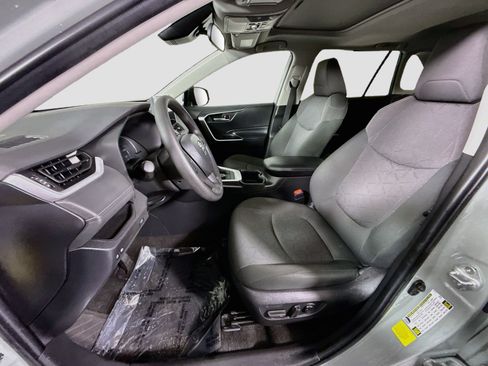 Used 2023 Toyota RAV4 XLE w/ Convenience Package AWD/4WD image 22