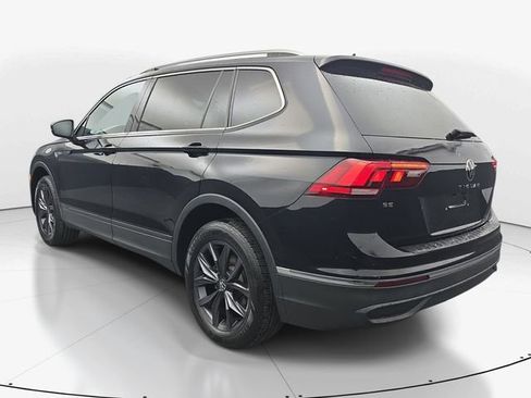 Used 2023 Volkswagen Tiguan SE FWD image 8