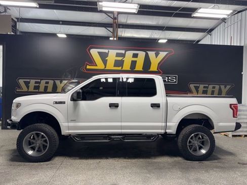 Used 2016 Ford F150 XLT AWD/4WD image 2