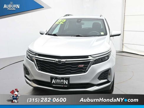 Used 2022 Chevrolet Equinox RS w/ Infotainment Package AWD/4WD image 3