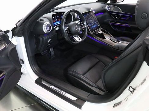 Used 2022 Mercedes-Benz SL 55 AMG 4MATIC w/ Driver Assistance Package image 24