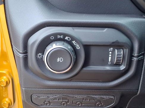 New 2026 Jeep Wrangler Unlimited Sahara AWD/4WD image 22