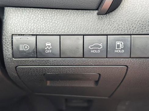 Used 2023 Toyota Camry LE image 14
