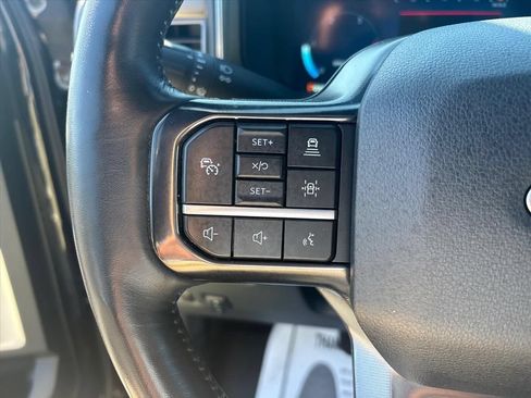 Used 2025 Ford F250 Platinum AWD/4WD image 34