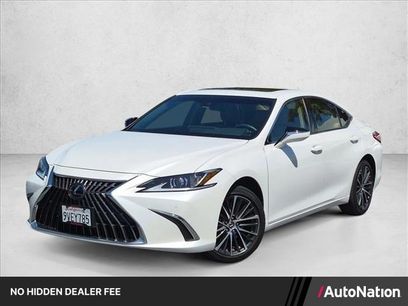 Used 2025 Lexus ES 300h w/ Premium Package