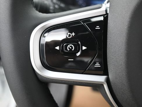 New 2026 Volvo XC90 B6 Ultra w/ Protection Package AWD/4WD image 17