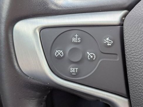 Used 2021 GMC Terrain SLE w/ Driver Convenience Package image 18