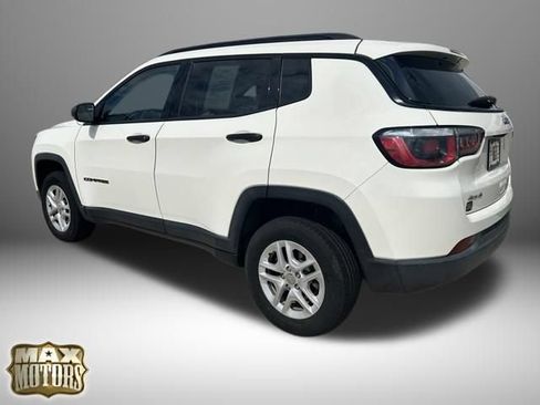 Used 2018 Jeep Compass Sport AWD/4WD image 5