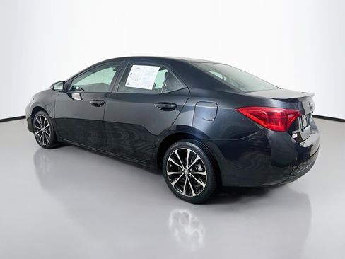 Used 2018 Toyota Corolla SE FWD image 8