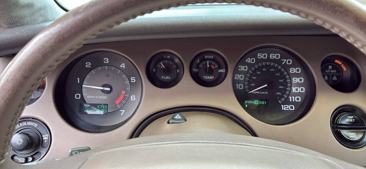 Used 1998 Buick Riviera Supercharged Coupe FWD image 9