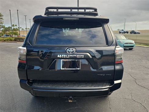 Used 2024 Toyota 4Runner TRD Pro AWD/4WD image 4