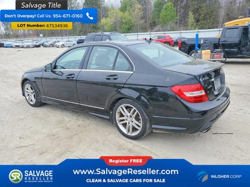 Used 2014 Mercedes-Benz C 250 Sedan image 3
