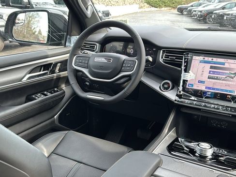 New 2026 Jeep Grand Wagoneer Limited AWD/4WD image 15