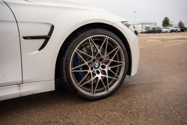 Used 2018 BMW M3 RWD image 9