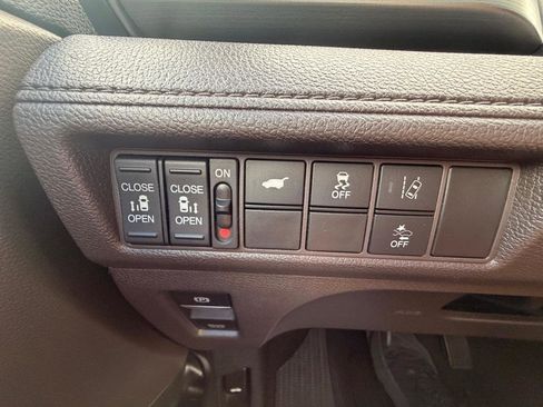 Used 2019 Honda Odyssey EX-L image 24