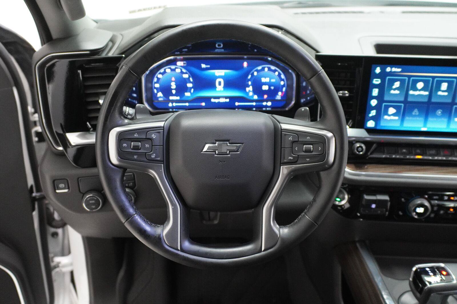 Used 2025 Chevrolet Silverado 1500 RST w/ Texas Edition Plus RWD image 14