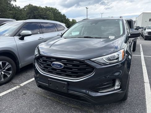 Used 2022 Ford Edge SEL w/ Sport Appearance Package AWD/4WD image 6